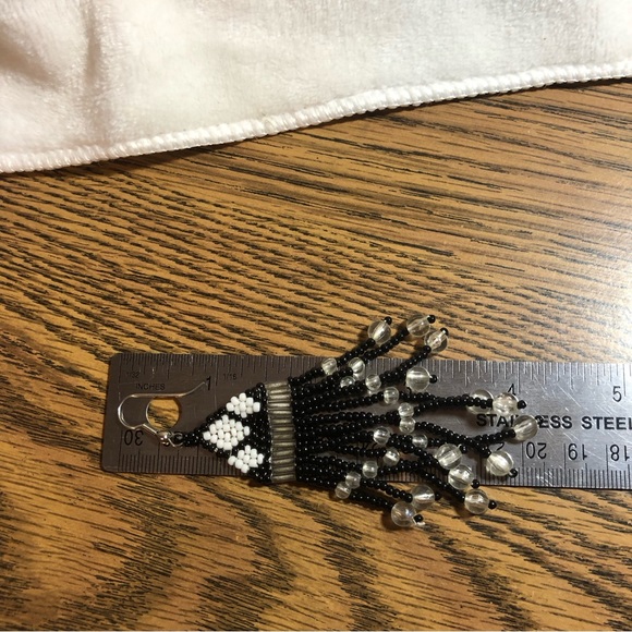 FINAL SALE- LEAVING CLOSET-NO FURTHER DISCOUNTS - Picture 4 of 6